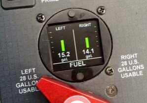showing fuel gauge of left and right tanks cirrus fuel senders showing fuel gauge of left and right tanks cirrus fuel senders